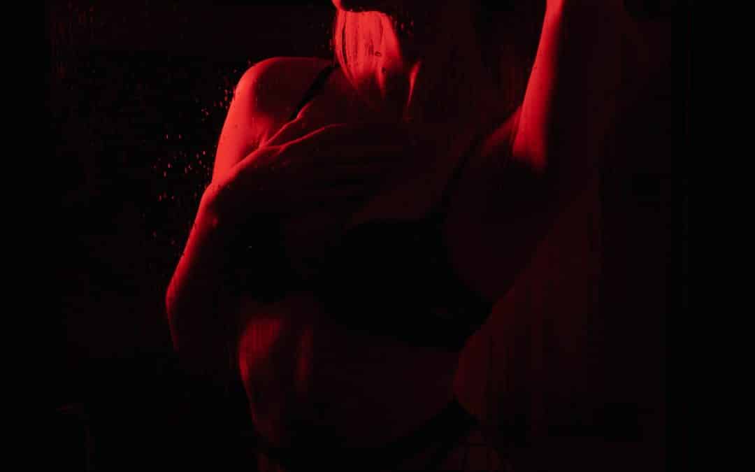 Red Light Therapy vs Infrared Therapy: What’s the Difference?